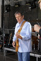 René - Leadgesang, Gitarre René - Leadgesang, Gitarre